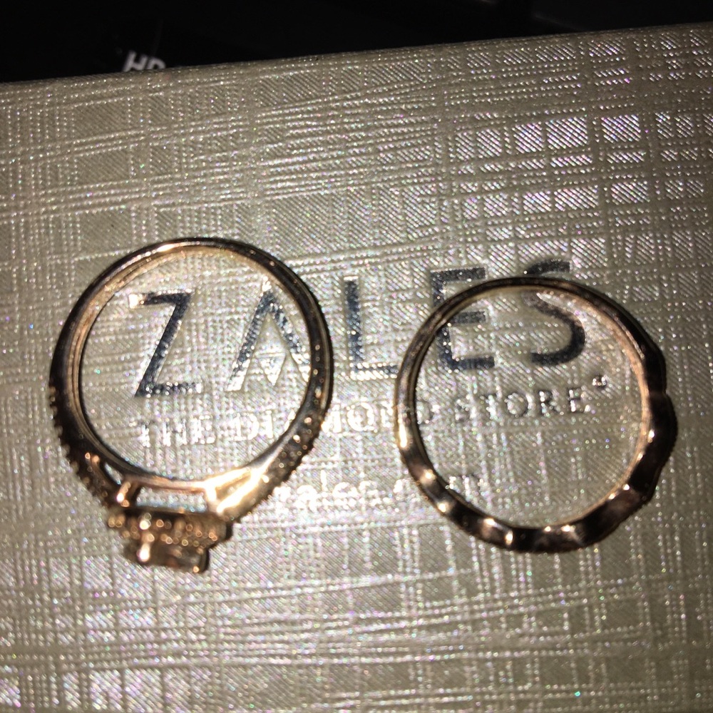 Wedding Ring Set - image 2